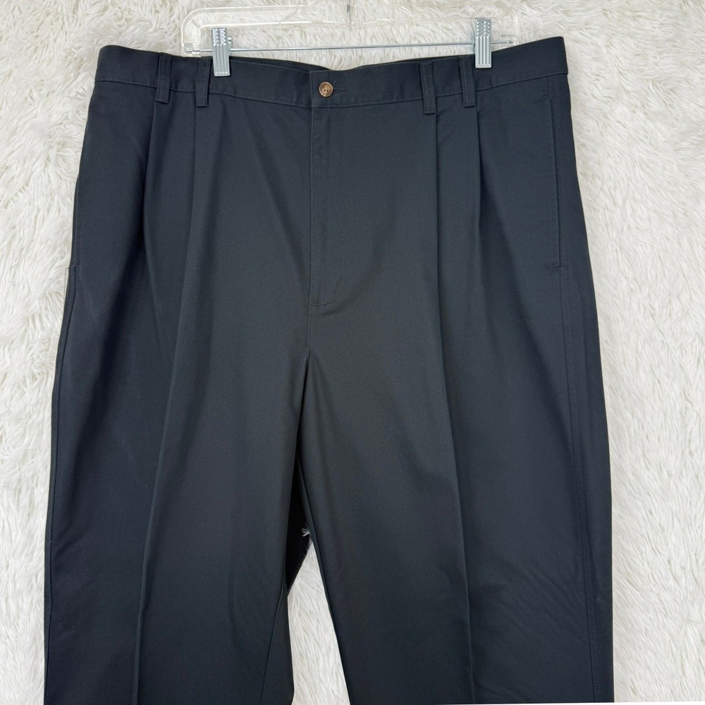 Jos A Bank Mens Wrinkle Resistant Twill Pleated Dress Pants Size 40x32 Black NWT - Picture 5 of 7
